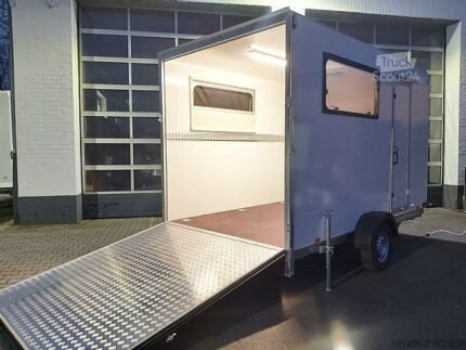 Wohnwagen trailershop TFS Schlafwagen Reise-Sport Rampe Seitentür Neu